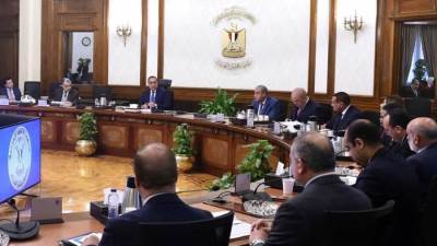 مدبولي يتابع جهود الحفاظ على مشروعات الإسكان "بديل العشوائيات" وتنظيم برامج "بناء الإنسان" لسكانها