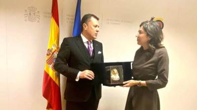 وزير السياحة يلتقي نظيرته الإسبانية اثناء مشاركته في "FITUR 2023" 