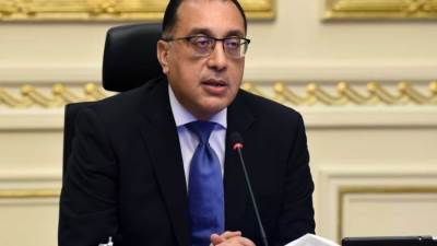 رئيس الوزراء يشهد توقيع عقدى تقديم خدمات استشارية بالكهرباء والطاقة الجديدة