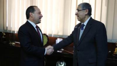 وزير الكهرباء يلتقى بالقائم بأعمال سفير الولايات المتحدة لبحث سبل التعاون