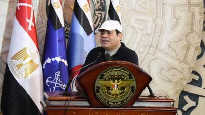 الرئيس السيسي: مصر تمر بظروف صعبة مثل باقي الدول 