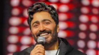 مارس المقبل.. تامر حسني يحيي حفلاً غنائيًا بجامعة عين شمس