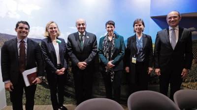 وزير التموين يشارك فى المنتدى الدولى للأغذية والزراعة المنعقد فى برلين