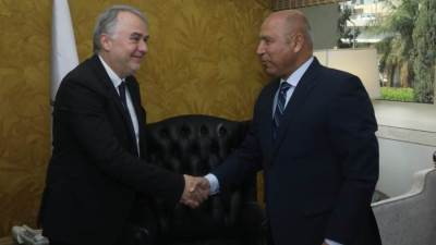 وزير النقل يستقبل المدير العام للاتحاد الدولي للسكك الحديدية (UIC) لبحث التعاون