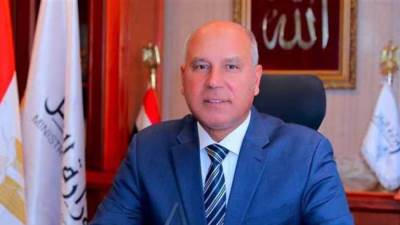 وزير النقل: رئيس «تالجو» خفض سعر القطار 15 مليون دولار حبا في السيسي