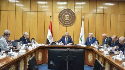 وزير القوى العاملة يرأس اجتماع مجلس إدارة صندوق إعانات الطوارئ للعمال