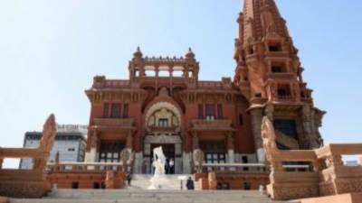 "السياحة والآثار": حوائط قصر البارون سليمة وآمنة والزيارات مستمرة دون توقف