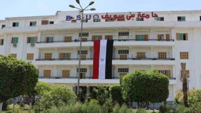 لعدم تعيينها معيدة.. إنقاذ خريجة حاولت إلقاء نفسها من اعلي مبنى كلية الآداب ببنى سويف