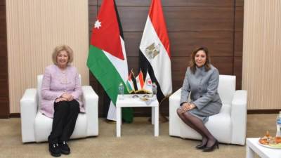 وزيرة الثقافة المصرية تستقبل نظيرتها الأردنية عقب افتتاح معرض القاهرة الدولي للكتاب