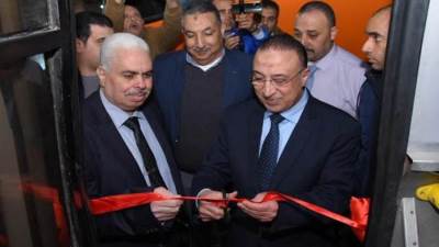 محافظ الإسكندرية يشهد إطلاق أول 10 أتوبيسات محولة للعمل من السولار للغاز