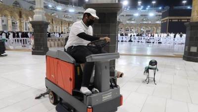 رئاسة شؤون الحرمين تعزز خدماتها لتهيئة البيئة الصحية بالمسجد الحرام