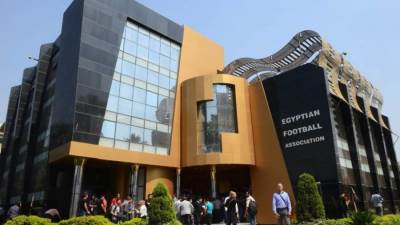 "تردي في القيم والأخلاق".. استقالة لجنة الانضباط بالاتحاد المصري لكرة القدم