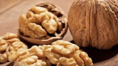 حفنة من عين الجمل يوميًا تمنع الأمراض المزمنة ومفيدة لصحة قلبك ومخك