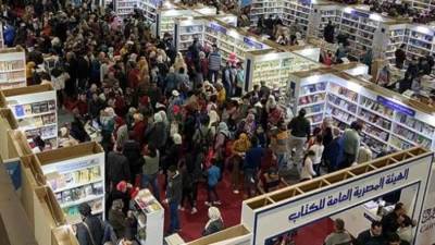 إقبال جماهيري كبير.. معرض الكتاب يستقبل نصف مليون زائر خلال 3 أيام