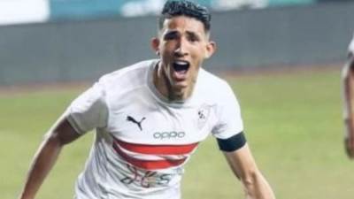 أحمد فتوح يغادر استاد القاهرة بعد خروجه من قائمة الزمالك ويعلق: "الحمد لله"