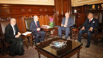 وزير الزراعة يبحث مع رئيس جهاز التجارة الداخلية توسعة نشاط البورصة المصرية للسلع