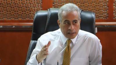 "شحاتة" يلتقى وفداً من إدارة أكبر شركة لإنتاج السكر في الشرق الأوسط وأفريقيا