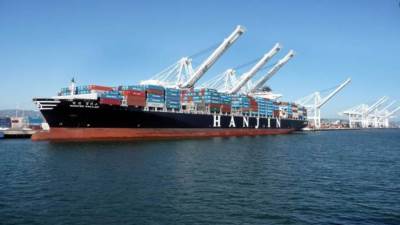 الحكومة تنفي الإفراج عن شحنات منتجات غذائية منتهية الصلاحية وتداولها بالأسواق