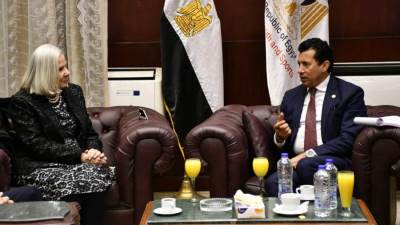 وزير الرياضة يبحث استعدادات اجتماعات الدوره ٤٦ لمجلس وزراء الشباب والرياضه العرب