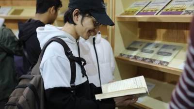 بتوجيهات الإمام الأكبر.. الأزهر يخفض أسعار كتبه الحديثة بمعرض الكتاب بنسبة 30٪