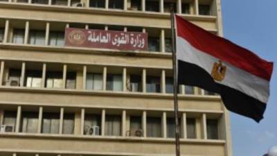 القوى العاملة تعلن 2975 فرصة عمل فى 13 محافظة برواتب تصل لـ6000 جنيه