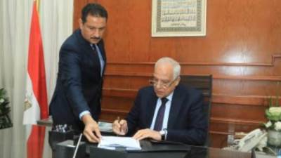 محافظ الجيزة يعتمد نتيجة الشهادة الإعدادية بنسبة نجاح 76.81%