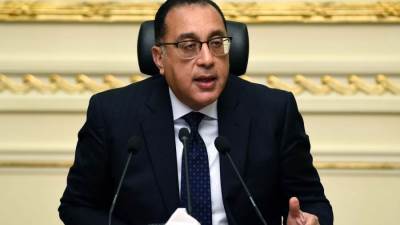 رئيس الوزراء يتوجه إلى العاصمة السنغالية للمشاركة في "قمة داكار لتمويل تنمية البنية التحتية في أفريقيا"