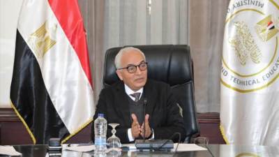 وزير التعليم يعلن ضوابط تنظيم مجموعات الدعم الدراسي.. ويكشف تفاصيل امتحانات الثانوية العامة