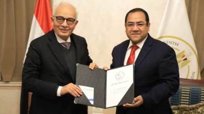 وزير التعليم يتسلم نتيجة مسابقة ال30 الف معلم من التنظيم والإدارة 