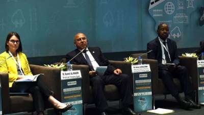 وزير النقل يستعرض إنجازات مصر على المستوى الوطني من مشروعات استراتيجية وإنجازات كبيرة بقطاعات النقل