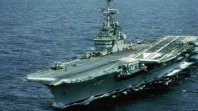 البرازيل تغرق حاملة طائرات ضخمة فى المحيط الأطلسى لحملها مواد سامة