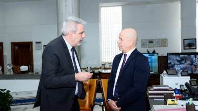 رئيس القابضة لمصرللطيران يستقبل نائب رئيس الإتحاد الدولى للنقل الجوى لإفريقيا والشرق الأوسط