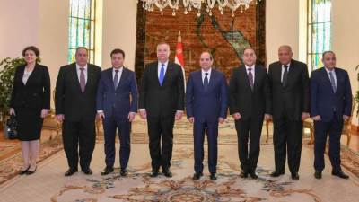 الرئيس السيسي يعرب عن التطلع لتعزيز التعاون الثنائي بين مصر ورومانيا