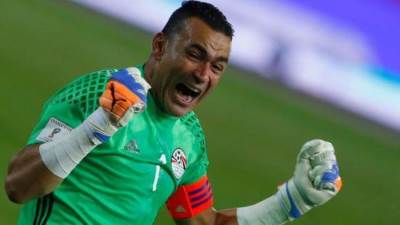 رسميا.. انضمام عصام الحضرى لجهاز كوبر فى تدريب منتخب سوريا