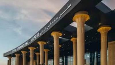 غدًا.. مطار سفنكس يستقبل طائرة خاصة تقل وفداً من رجال الأعمال وأثرياء العالم