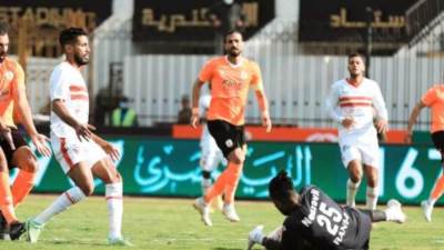 فاركو يتفوق على الزمالك بهدفين في الشوط الاول 
