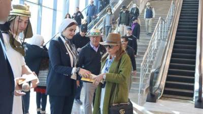 مطار سفنكس الدولي يستقبل وفدًا رفيع المستوى من بتسوانا