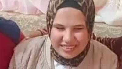 محافظ كفر الشيخ يهنئ الأولى عالميا في حفظ القرآن الكريم مشيدا بأسرتها