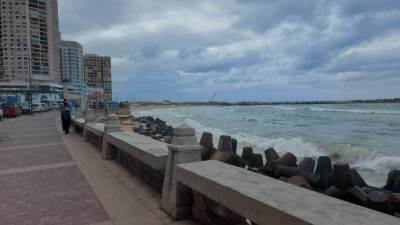 خلال48 ساعة.. الانتهاء من إصلاحات تصدع كورنيش سيدى بشر