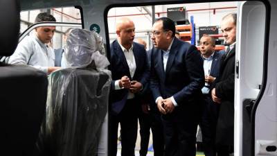رئيس الوزراء يستهل جولته التفقدية بمدينة 6 أكتوبر بتفقد 3 مصانع
