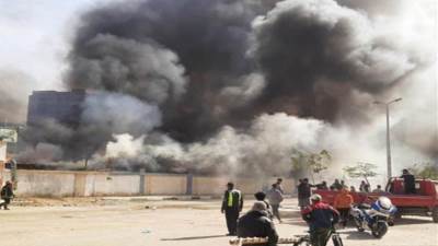 حريق هائل يلتهم مصنع ملابس بالسويس.. وإصابة 7 أشخاص 