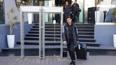 بعثة الأهلي تغادر طنجة المغربية في طريقها إلى القاهرة