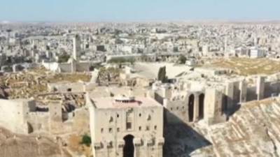 «القاهرة الإخبارية» سقوط أجزاء من قلعة حلب بسبب الزلزال