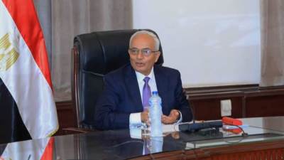 رضا حجازي: القيادة السياسية تولي اهتمامًا كبيرًا بالتعليم الرقمي