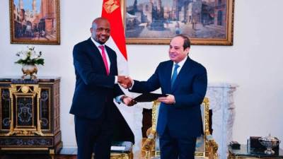 الرئيس السيسي يتسلم رسالة خطية من نظيره الكيني 