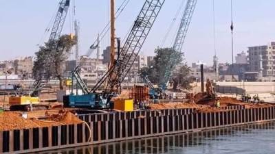 الدكتور سويلم يتابع الموقف التنفيذي لمشروع مجموعة قناطر ديروط الجديدة