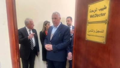 وزراء الزراعة والرياضة والثقافة ومحافظ جنوب سيناء يتفقدون مضمار الهجن الدولى