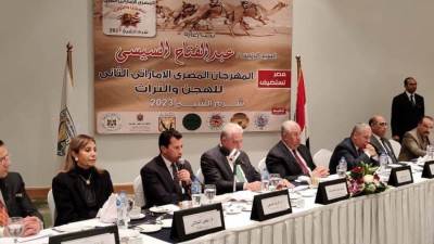 وزراء الرياضة والزراعة والثقافة يشهدون المؤتمر الصحفى للإعلان عن تفاصيل المهرجان المصري الإماراتي الثاني لرياضة الهجن