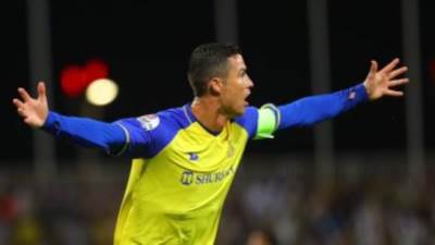 رونالدو يقود هجوم النصر ضد التعاون فى الدورى السعودى