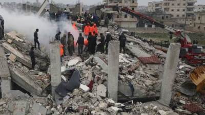 وقف جهود الإنقاذ في معظم المناطق بتركيا 